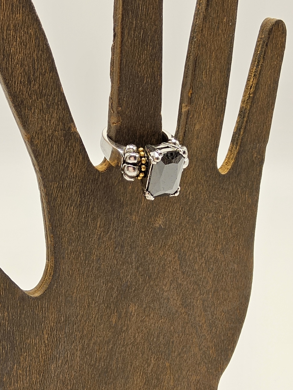 Vintage Two-Tone Black Emerald-Cut Solitaire Statement Ring – Size 7